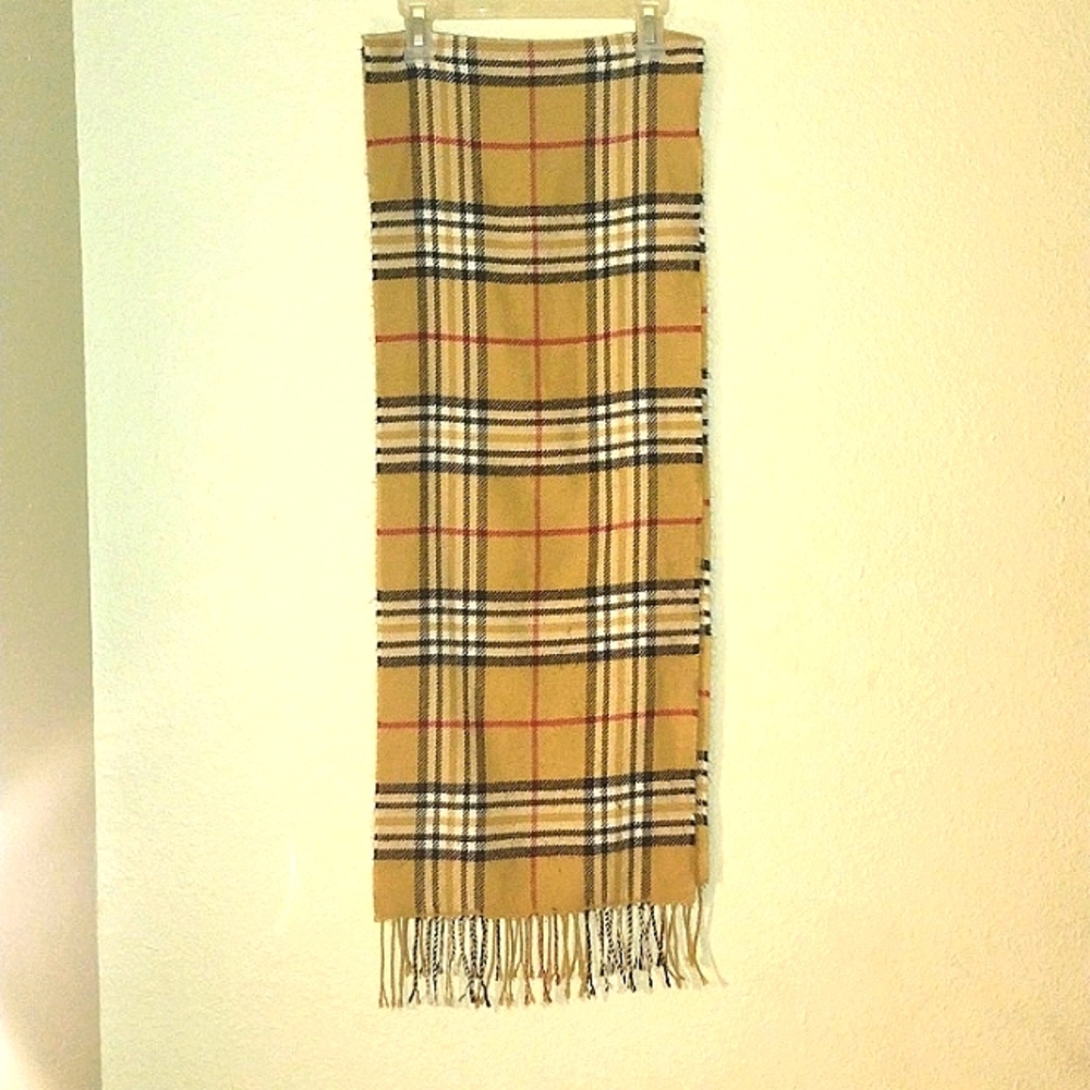 V.FRAAS®™  "Berry~A~Like" Scarf